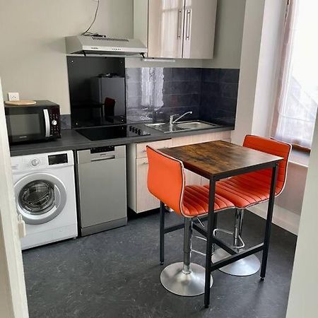 Appartement Idealement Situe Charleville-Mézières Extérieur photo