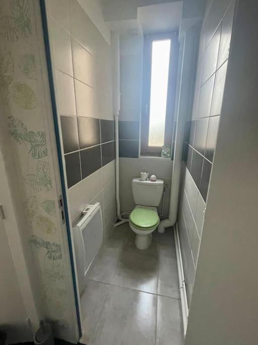 Appartement Idealement Situe Charleville-Mézières Extérieur photo